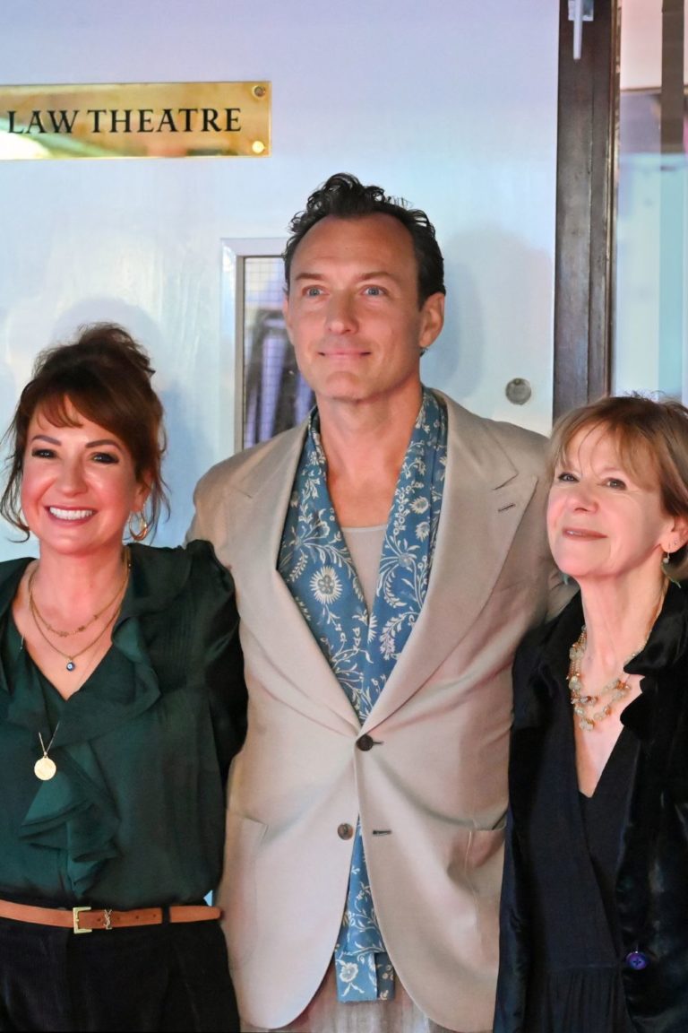 Independent School News: November Week 4