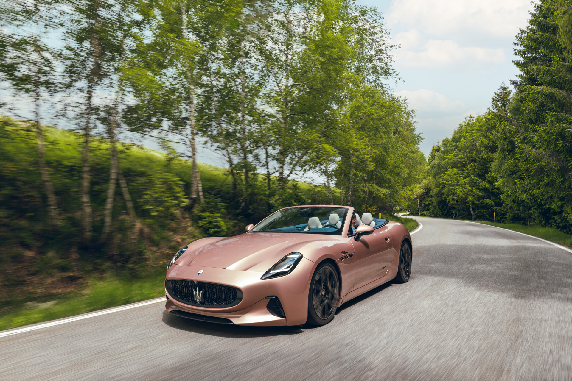 Maserati's All-Electric GranCabrio Foglore Is Good At Almost Everything