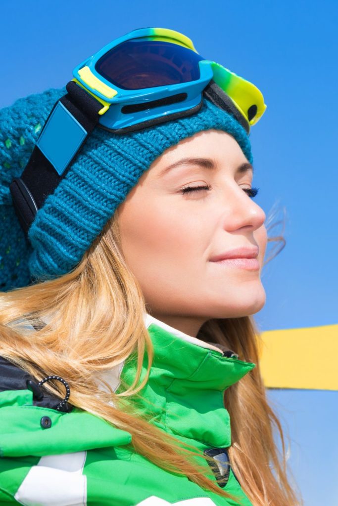How To Build The Ideal Ski Skincare Routine, According To Experts