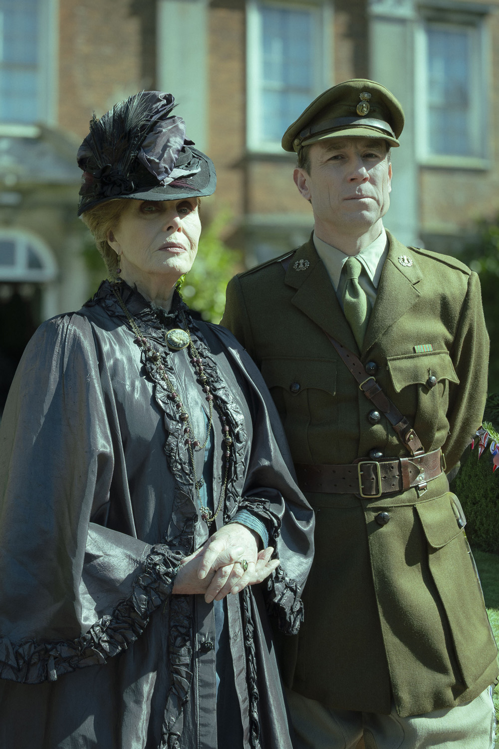 Mrs Stone (JOANNA LUMLEY) & Roger (TOBIAS MENZIES) in A Ghost Story for Christmas: The Room in the Tower
