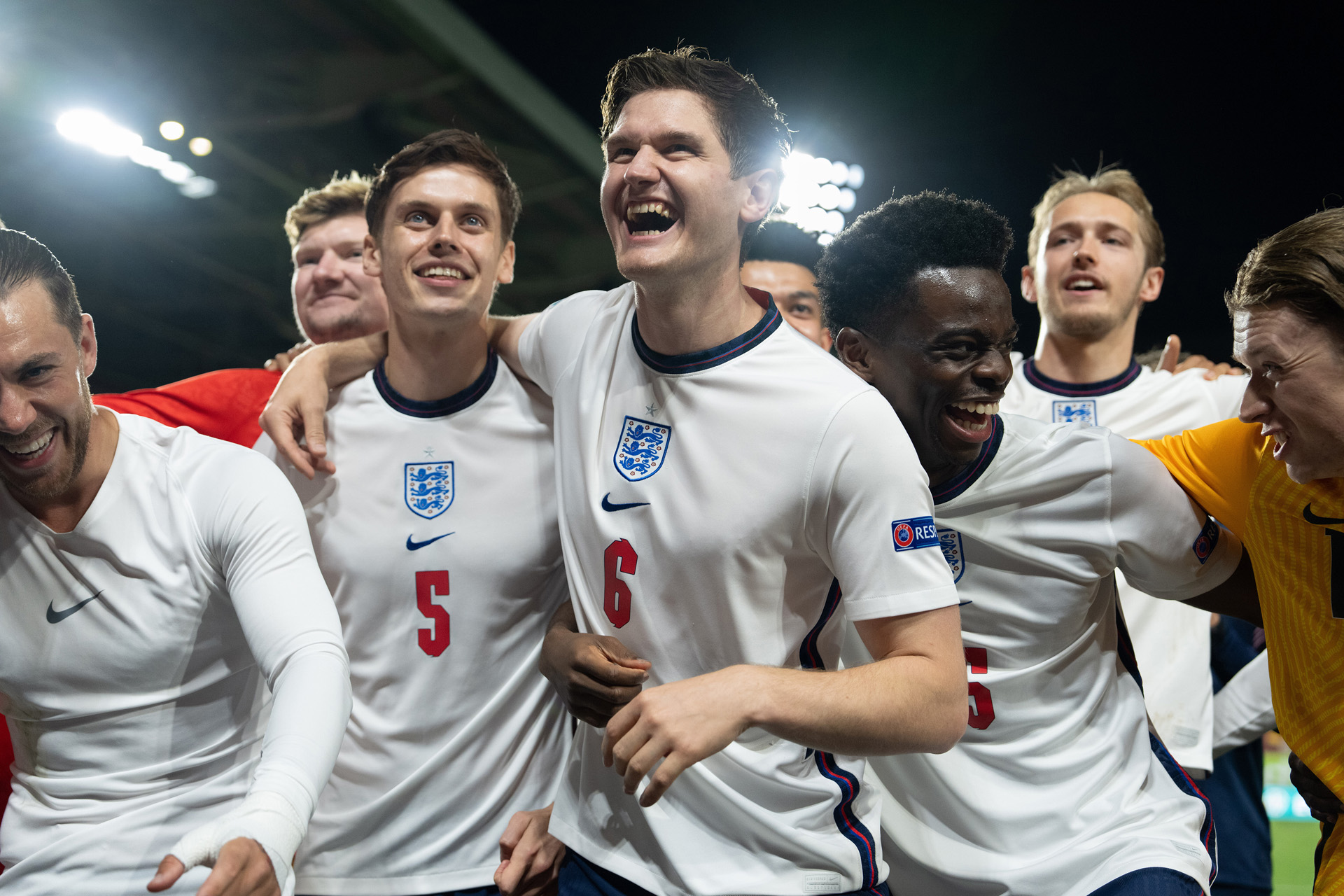 Harry Maguire (ADAM HUGILL), Bukayo Saka (ABDUL SESSAY), Harry Kane (WILL ANTENBRING) & Jordan Pickford (JOSH BARROW) in Dear England.