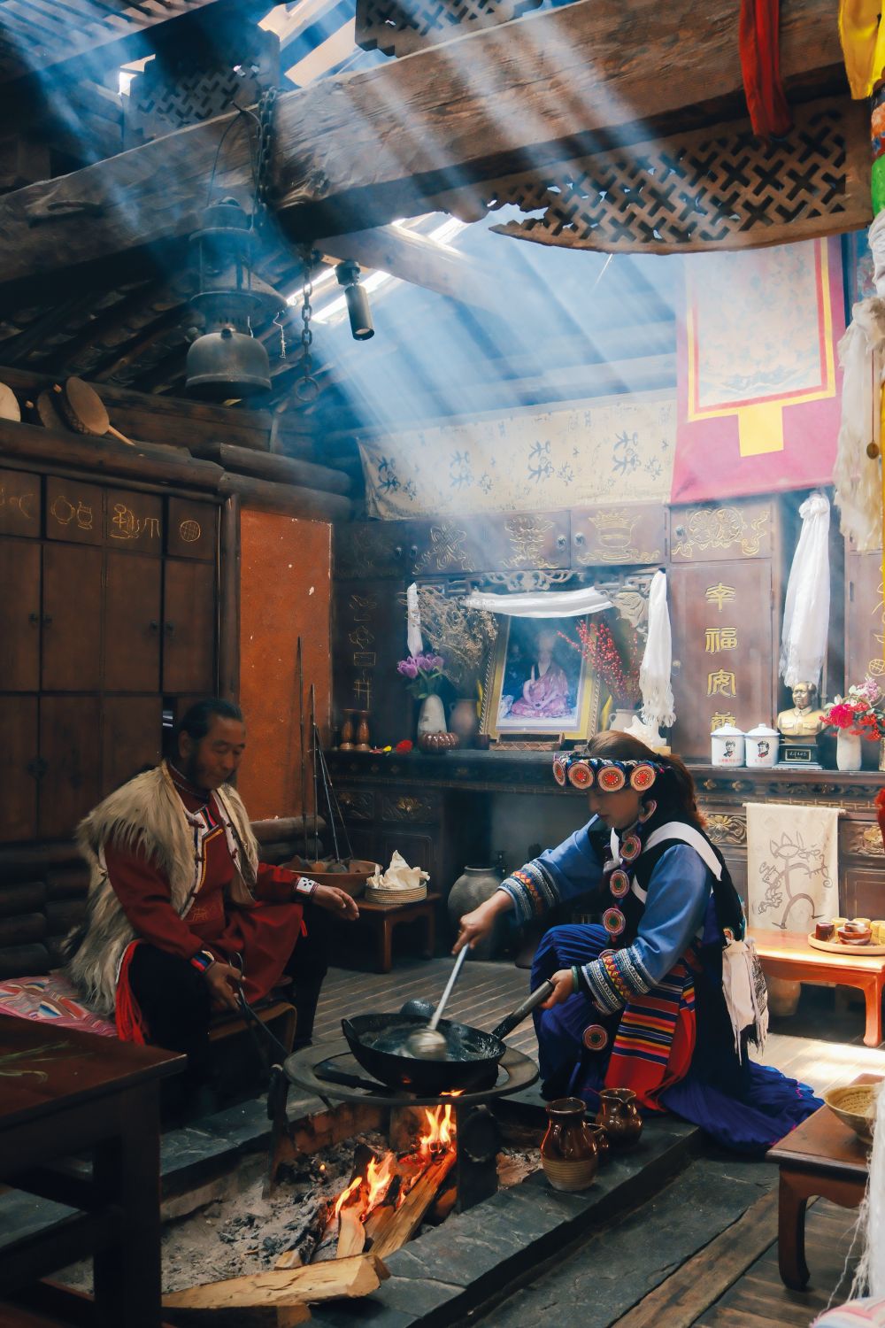 Between Mist & Mountains: A Chinese Adventure Through The Yunnan Province