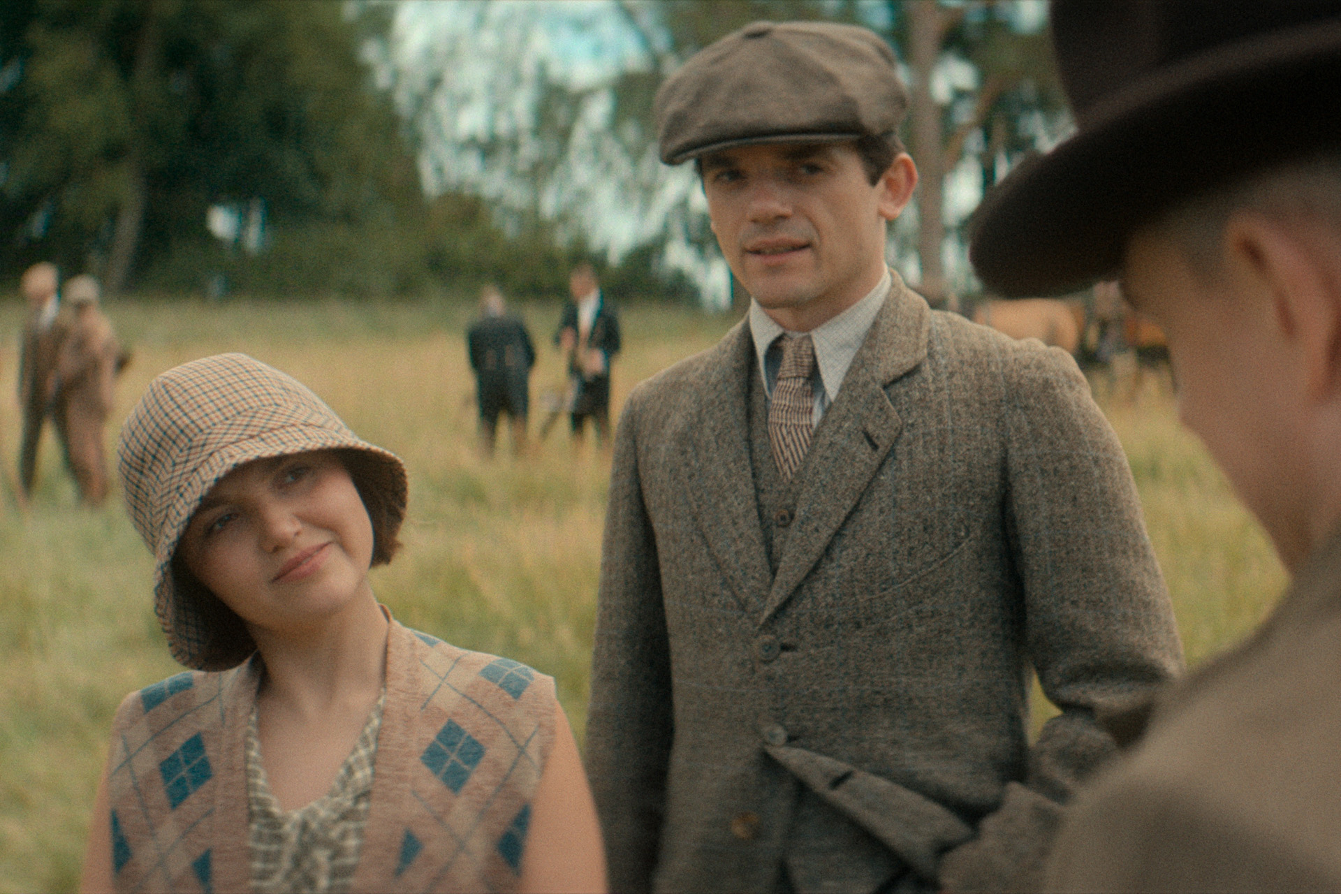 Mia McKenna Bruce & Edward Bluemel in Agatha Christie's Seven Dials. 