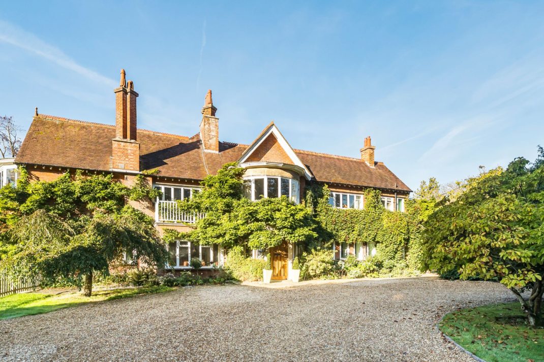 A Former PM’s Scandalous Summer Retreat Complete With Secret Tunnels