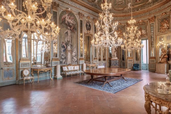 Palazzo Doria D'Angri ballroom