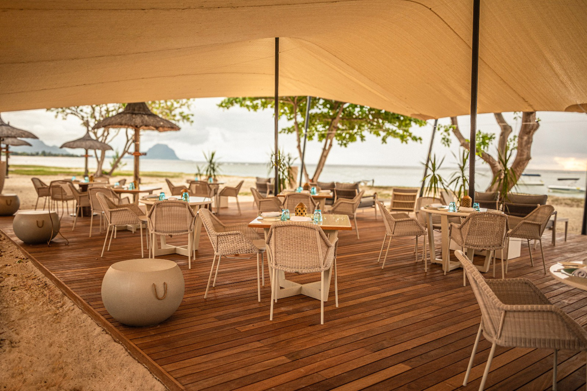 Beach House Grill at Maradiva, Mauritius