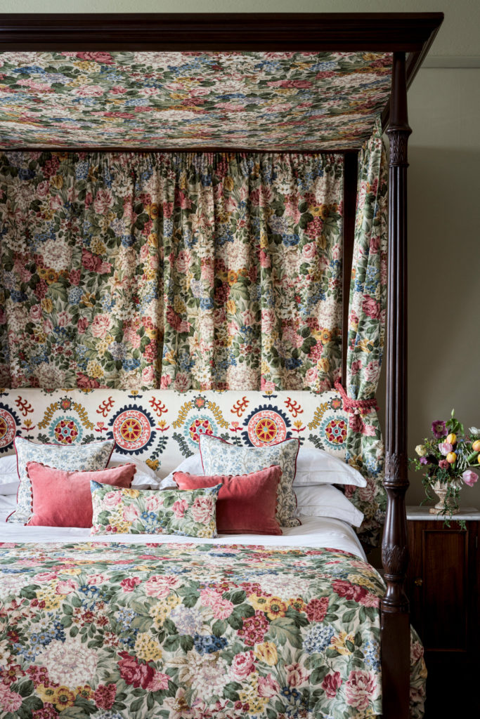 An Expert’s Guide To Canopy Beds