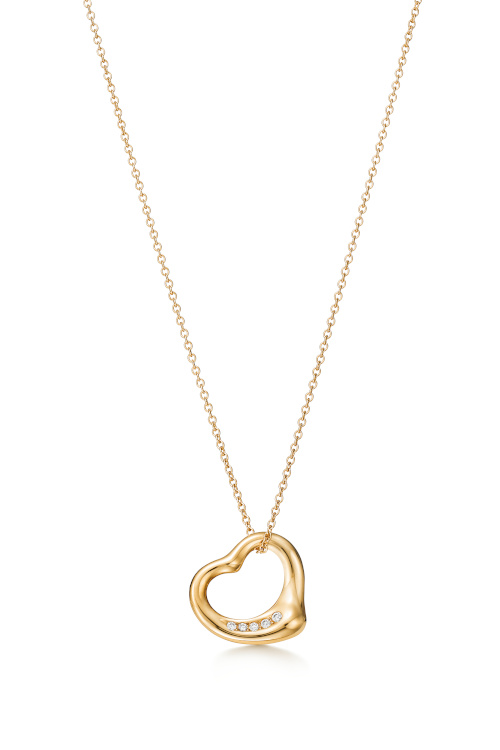 Gold heart necklace