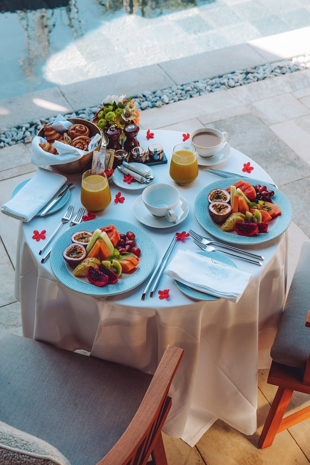 Villa dining at Maradiva, Mauritius