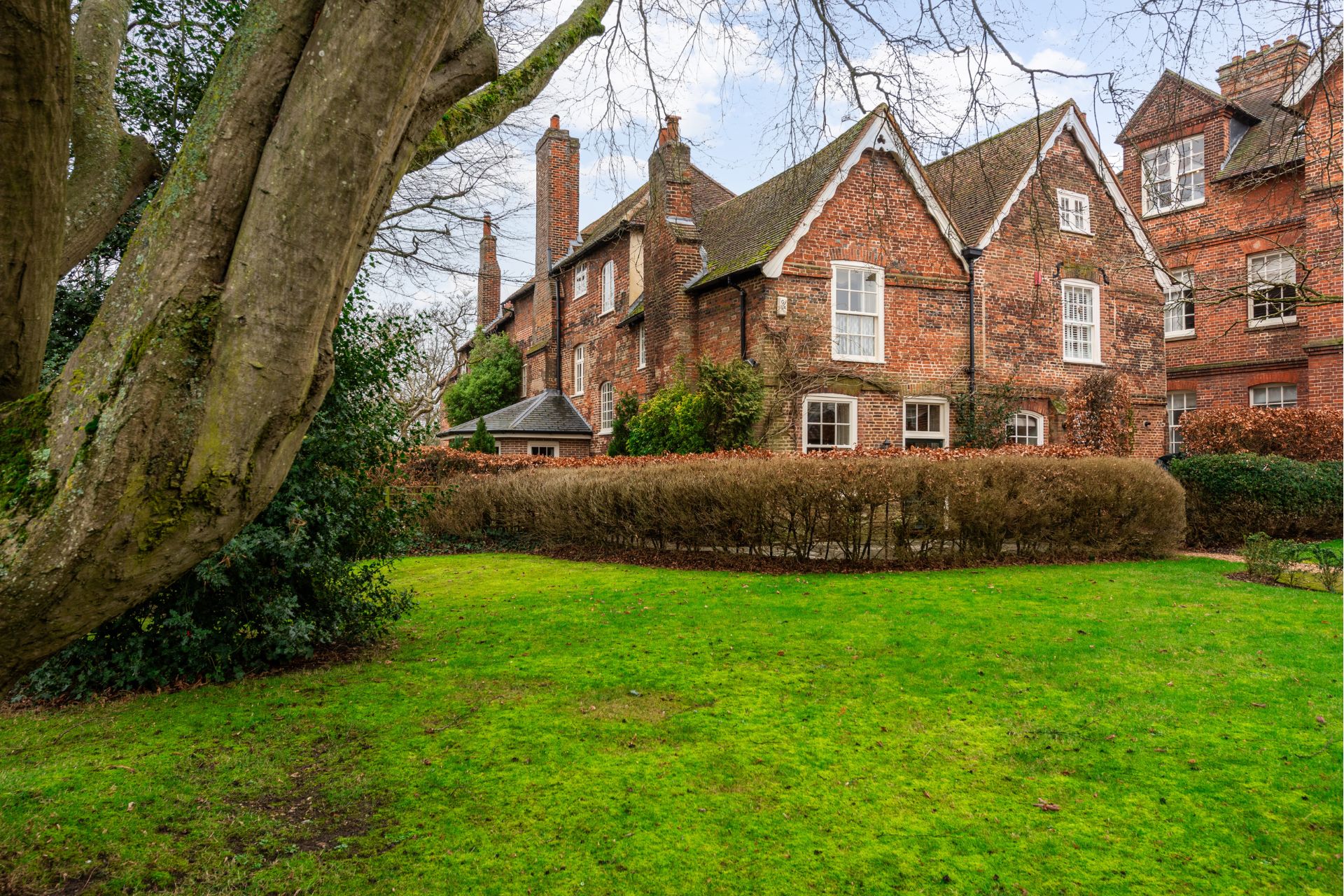 This Coaching-Inn-Turned-Home Was Once Frequented By Charles Dickens & Samuel Pepys