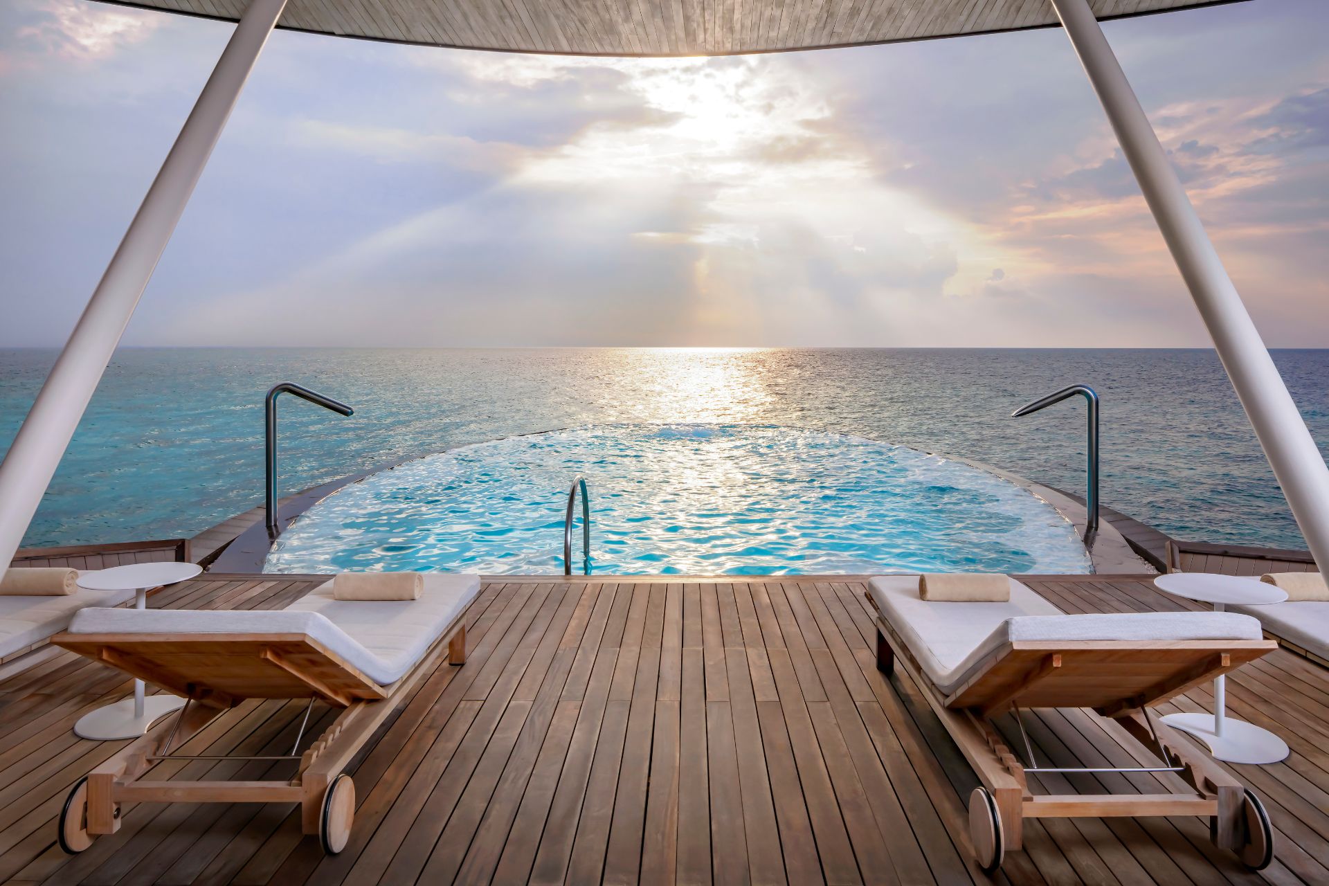 St. Regis Maldives Vommuli Resort