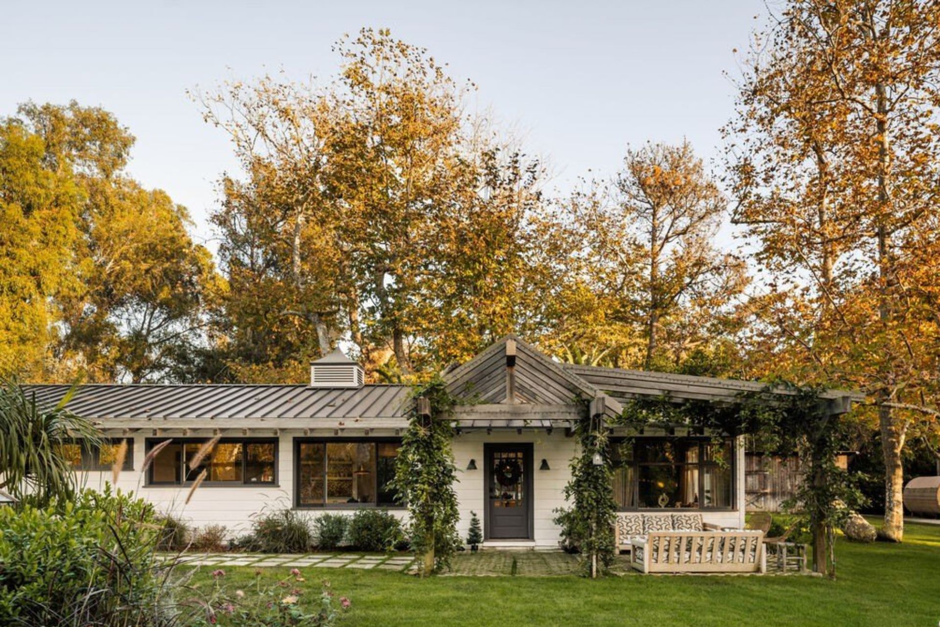 Reese Witherspoon’s Former Malibu Home Is For Sale