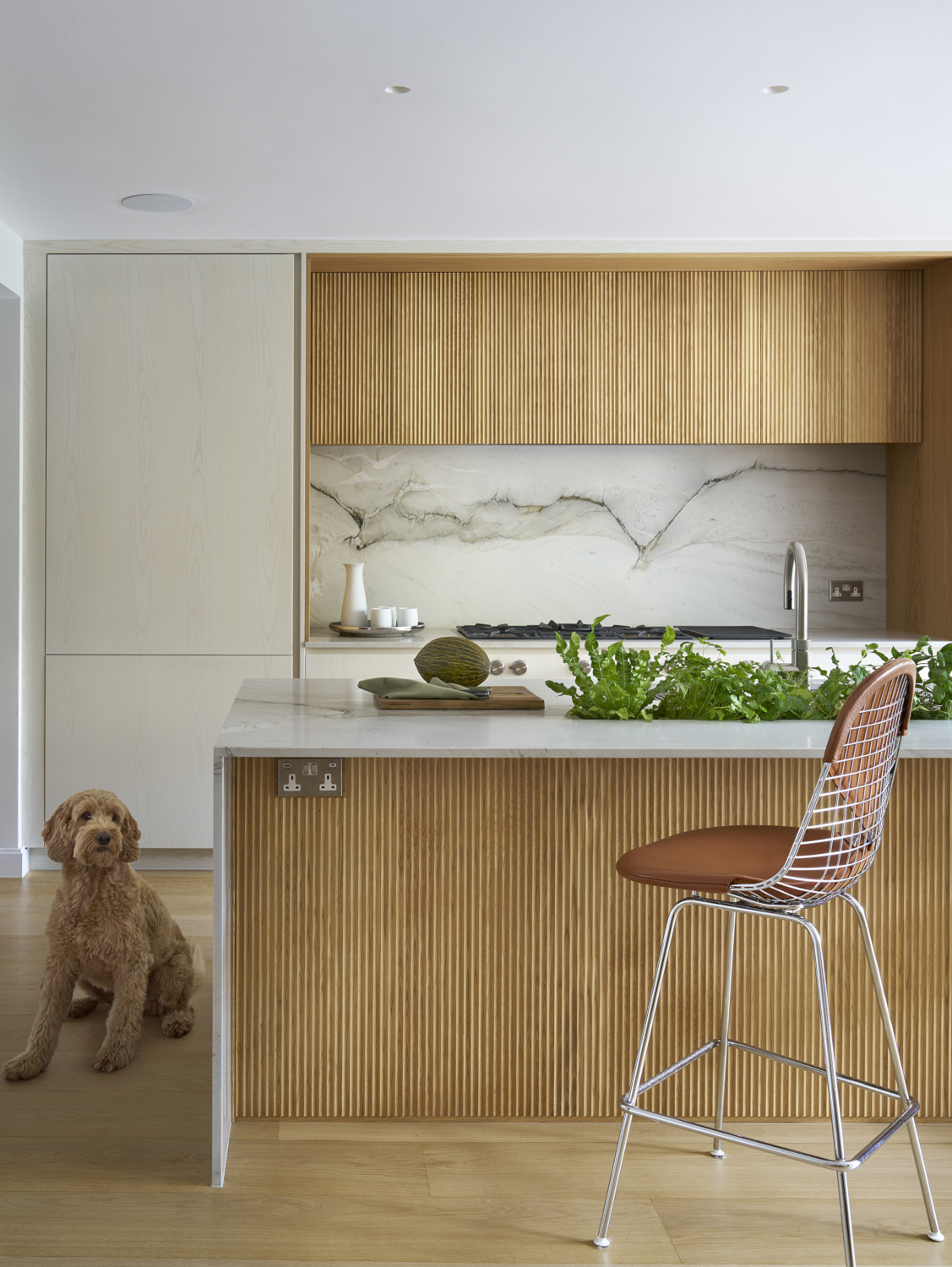 Kitchen with fluted panels
