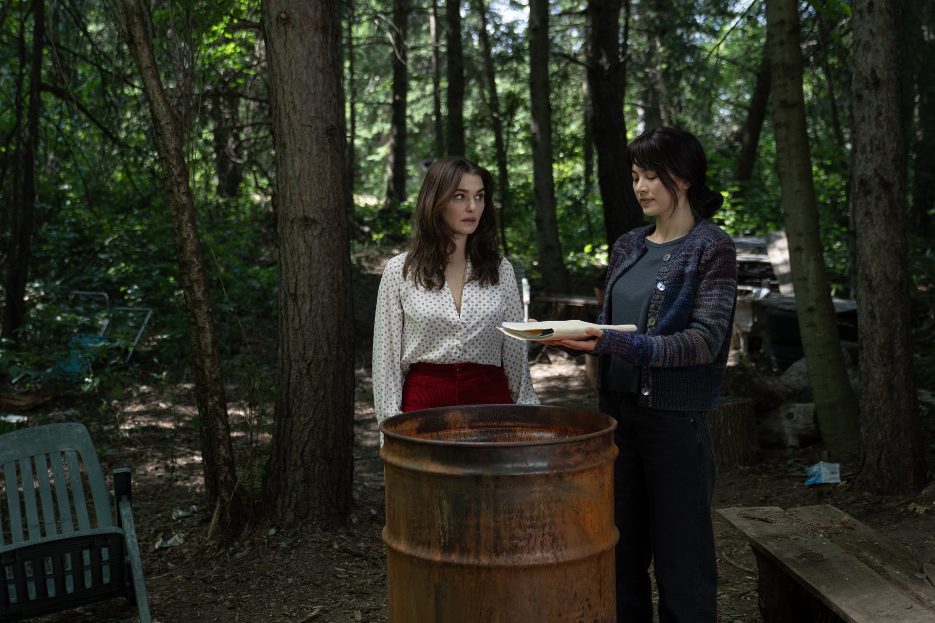Rachel Weisz as The Protagonist and Jessica Henwick as Cynthia in Vladimir