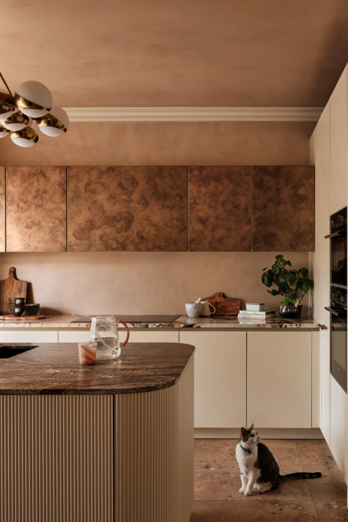 Kitchen by WOOLF Interior