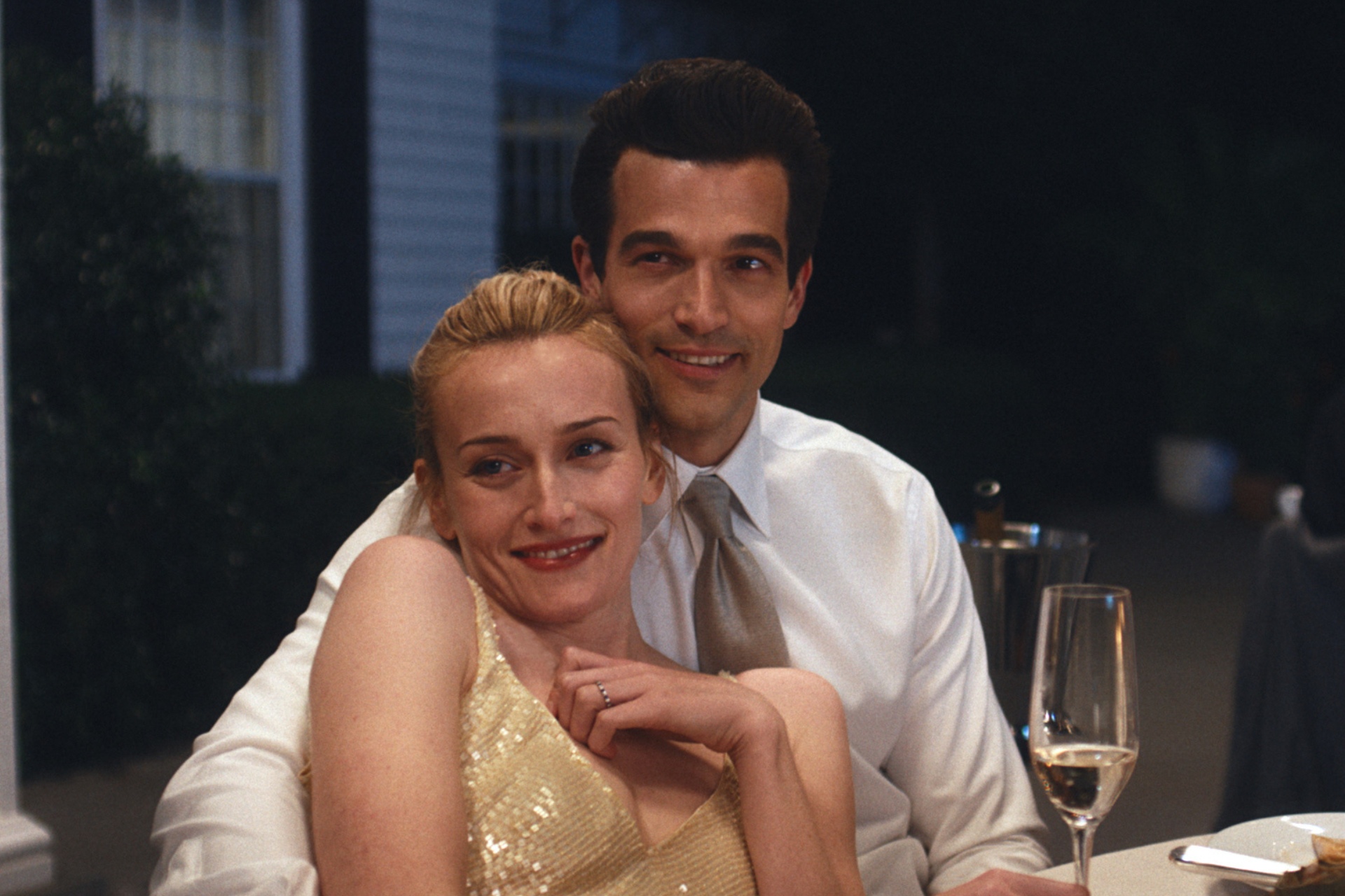 The Story Behind Carolyn Bessette-Kennedy’s Trendsetting Wedding Dress