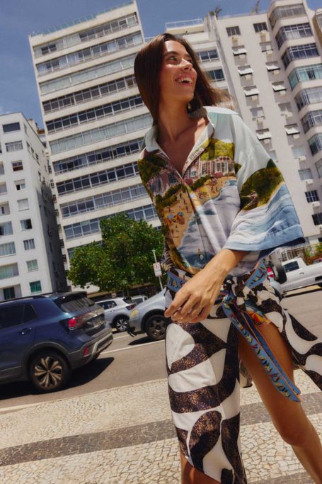 FARM Rio Copacabana Beach Multicolor Long Sleeve Kimono