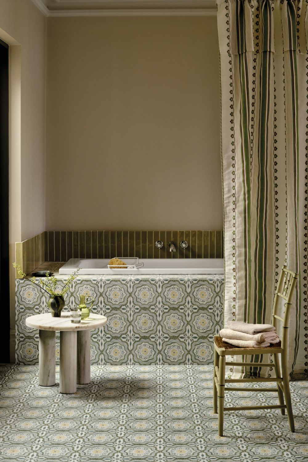 Tiled bath