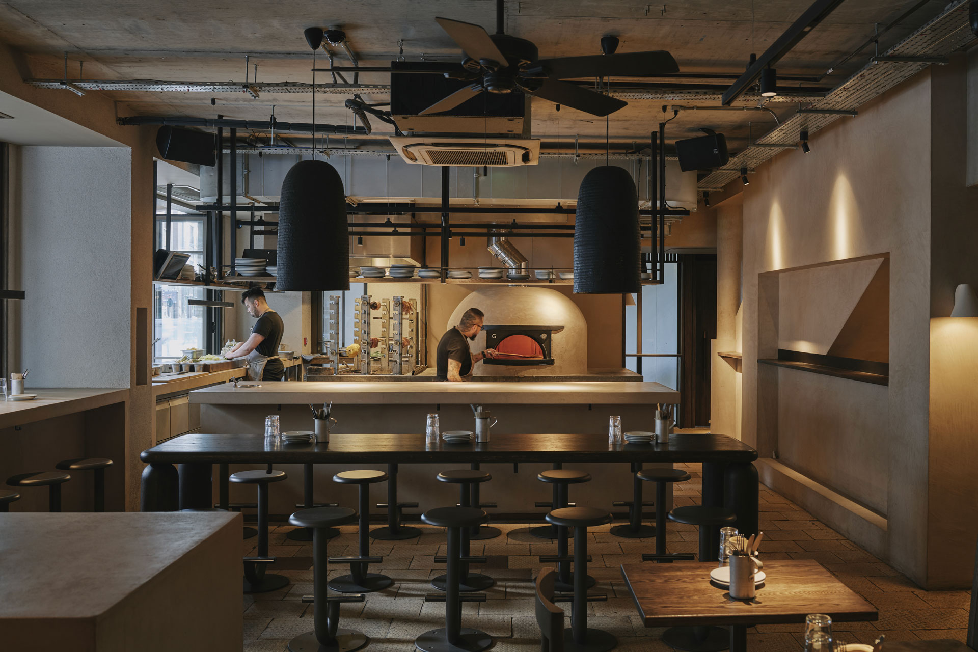 I Queued For Agora For 90 Minutes – Was It Worth It?