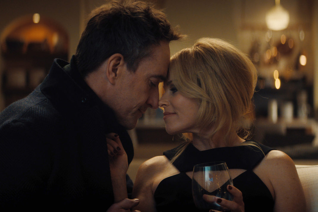 Matthew Macfadyen & Elizabeth Banks Tell Us What Les & Lindy Littlejohn Would Get Up To Next