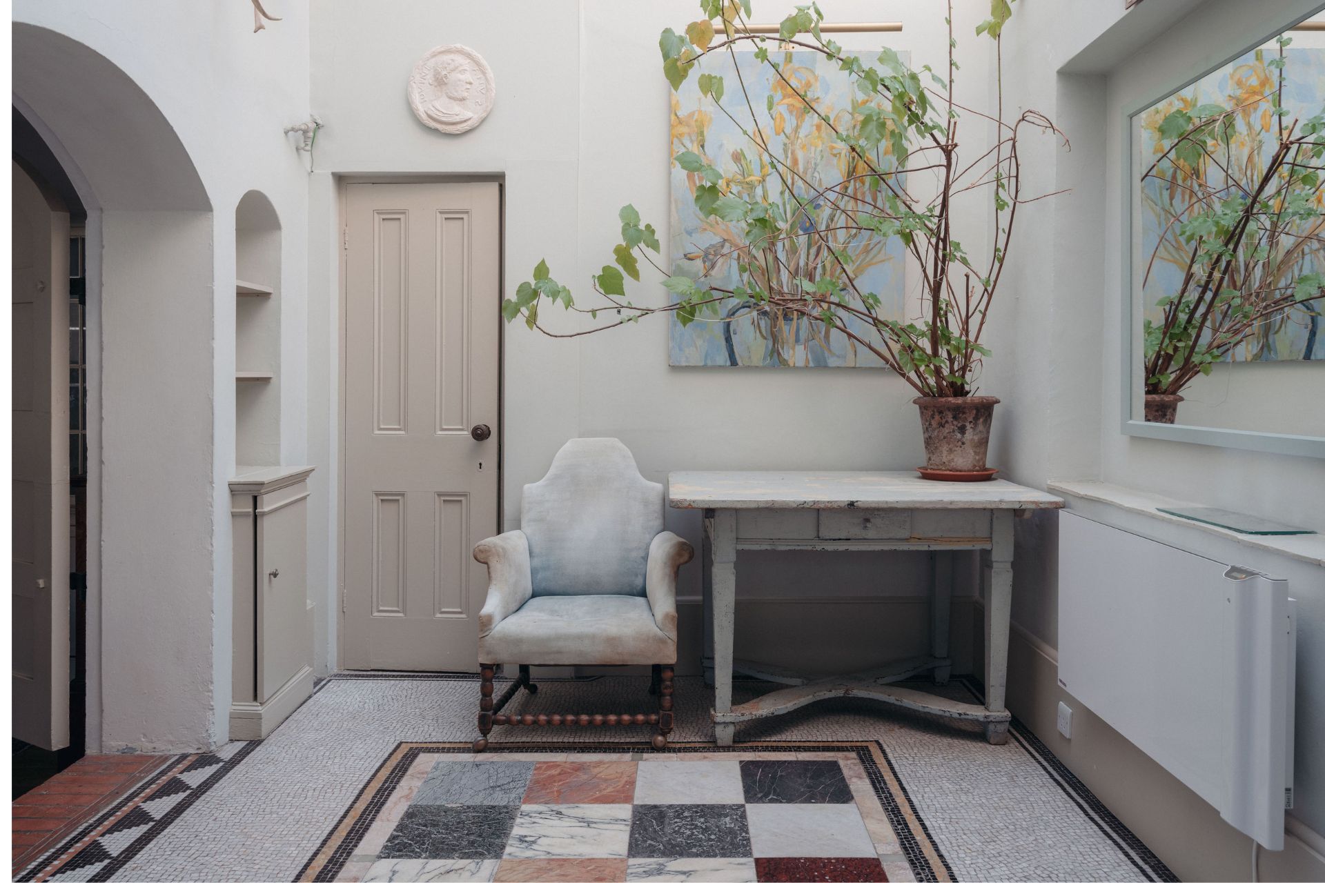 This Chelsea Home Is A Haven For Artists