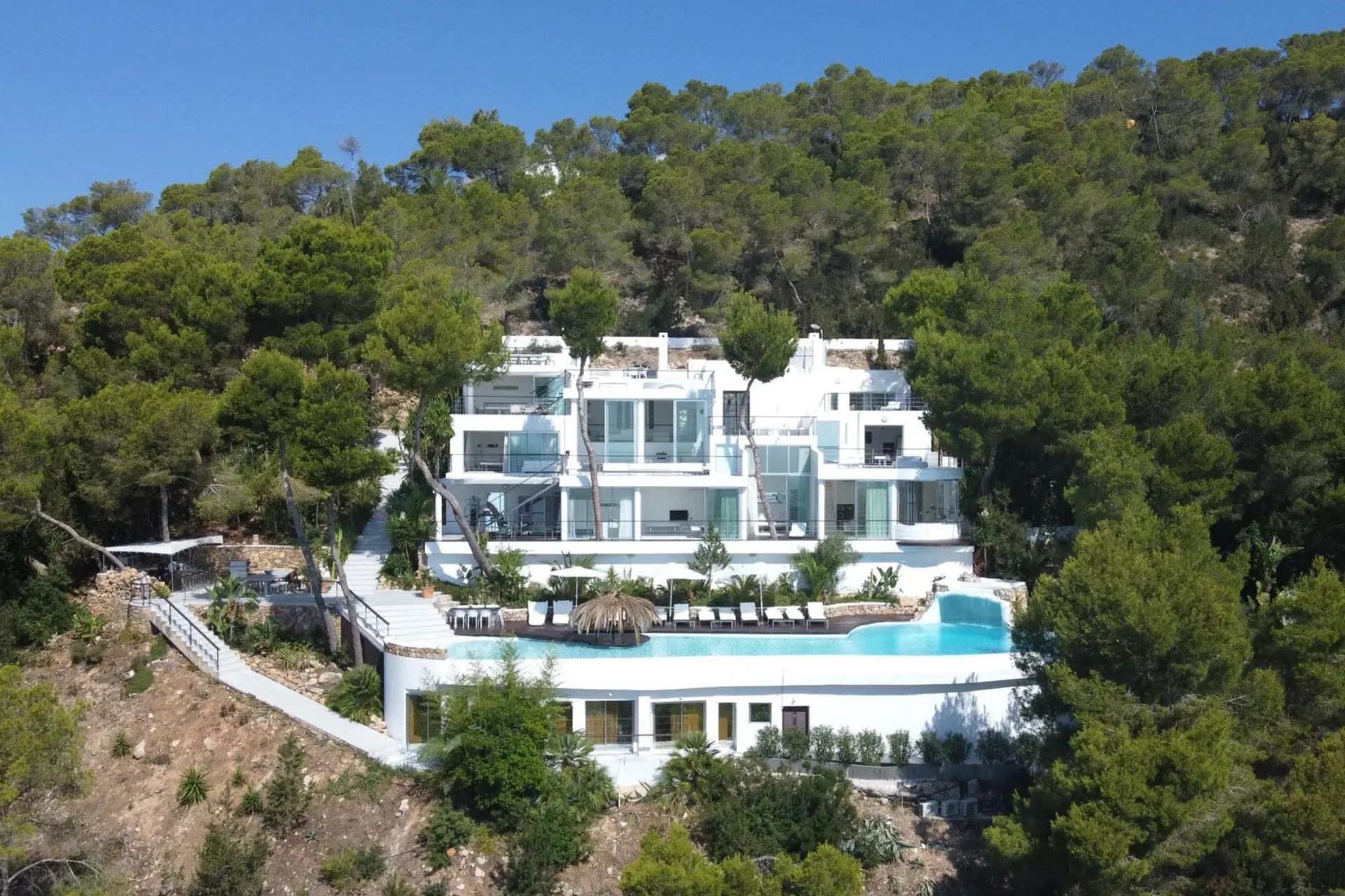 Want To Escape To Sunnier Shores? Here's The Best Overseas Properties On The Market