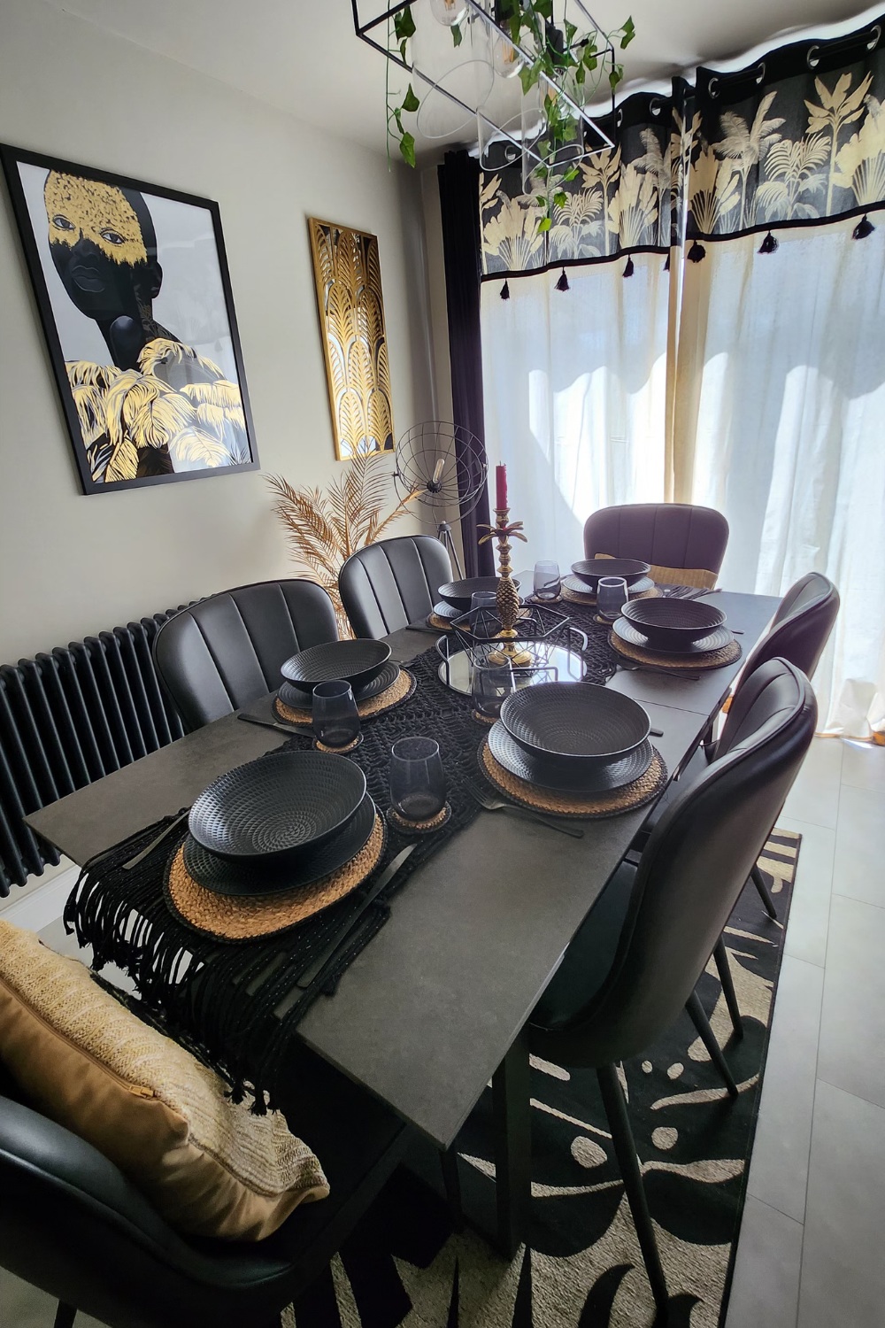 Dining room table