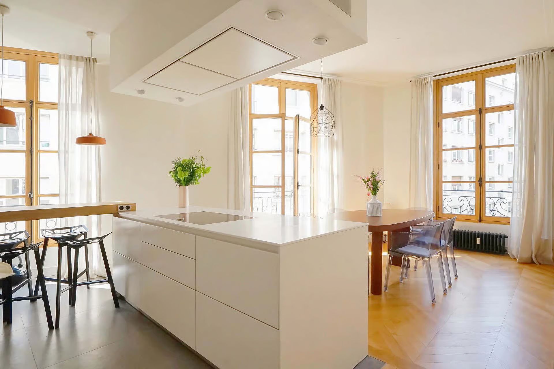 emily in paris apartment