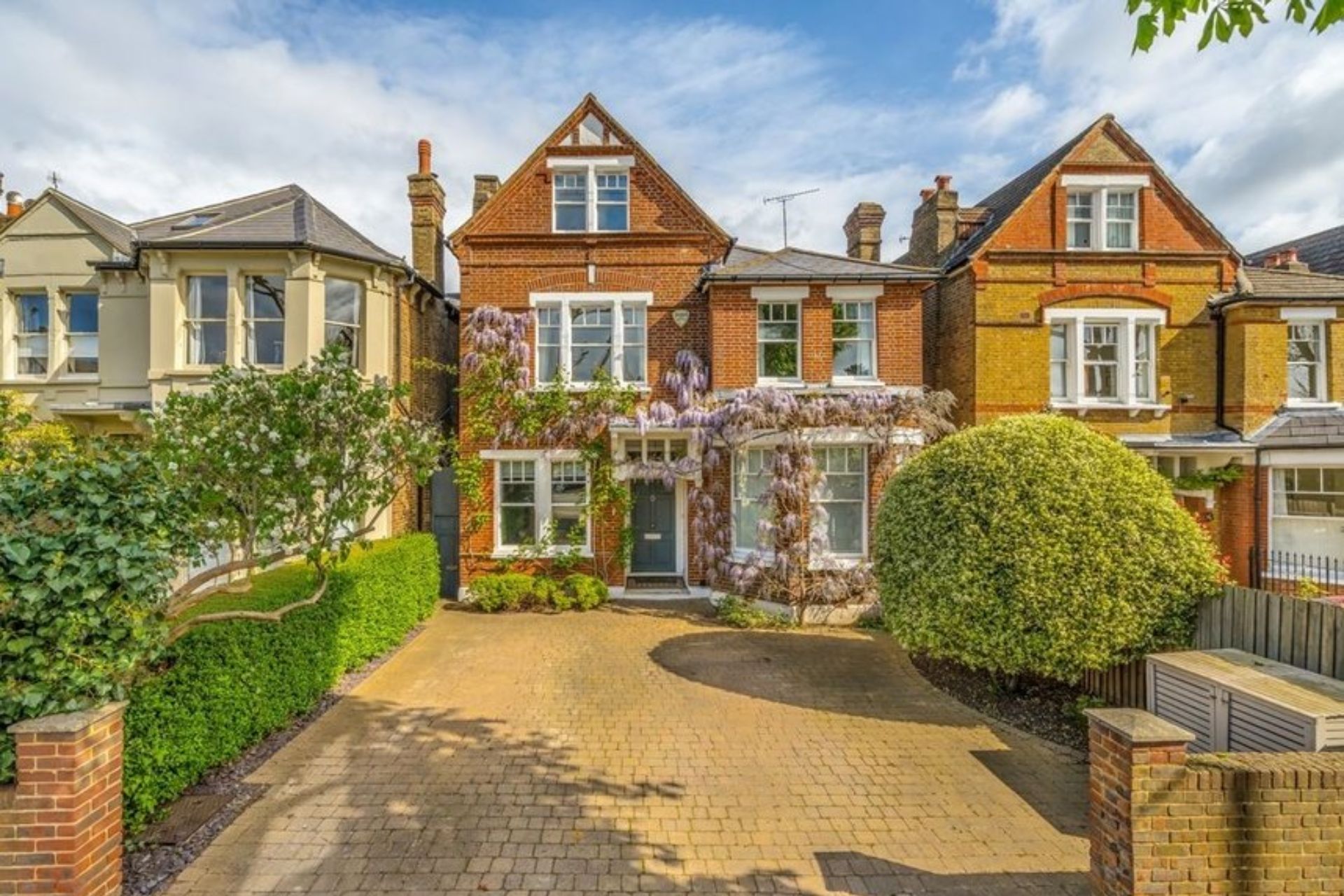 palace road, tulse hill