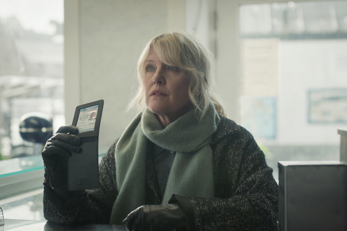 Ruth Calder (ASHLEY JENSEN) in Shetland.
