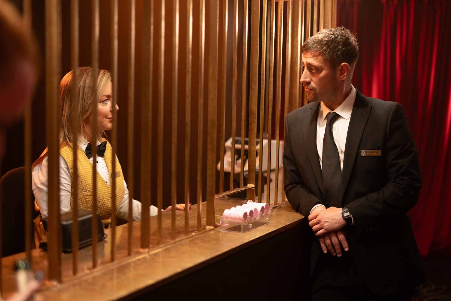 Leanne (SHERIDAN SMITH) & Matty (MICHAEL SOCHA) in The Cage.