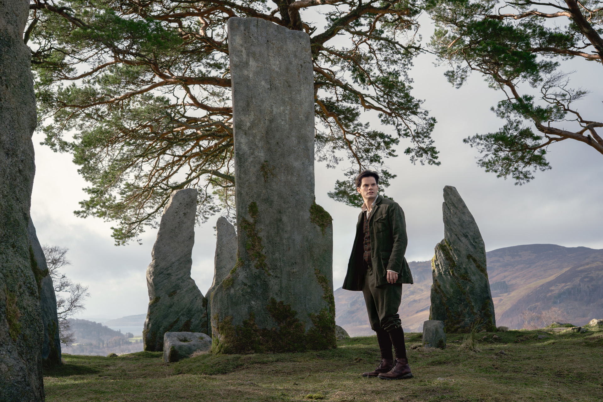 Henry Beauchamp (Jeremy Irvine) in Outlander: Blood of My Blood