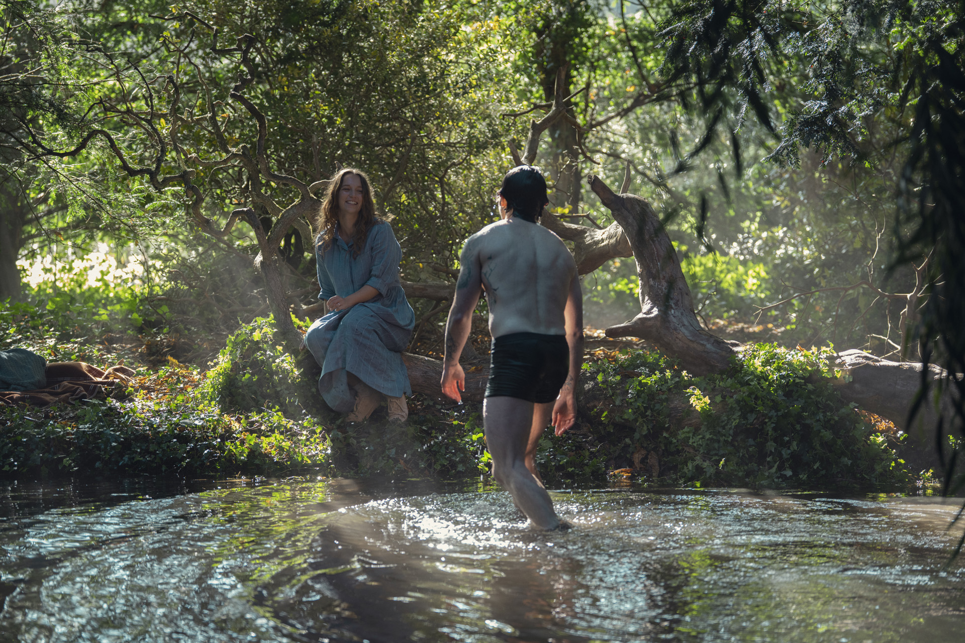 Molly Windsor as Rosie & Fra Fee as Sam in Unchosen.