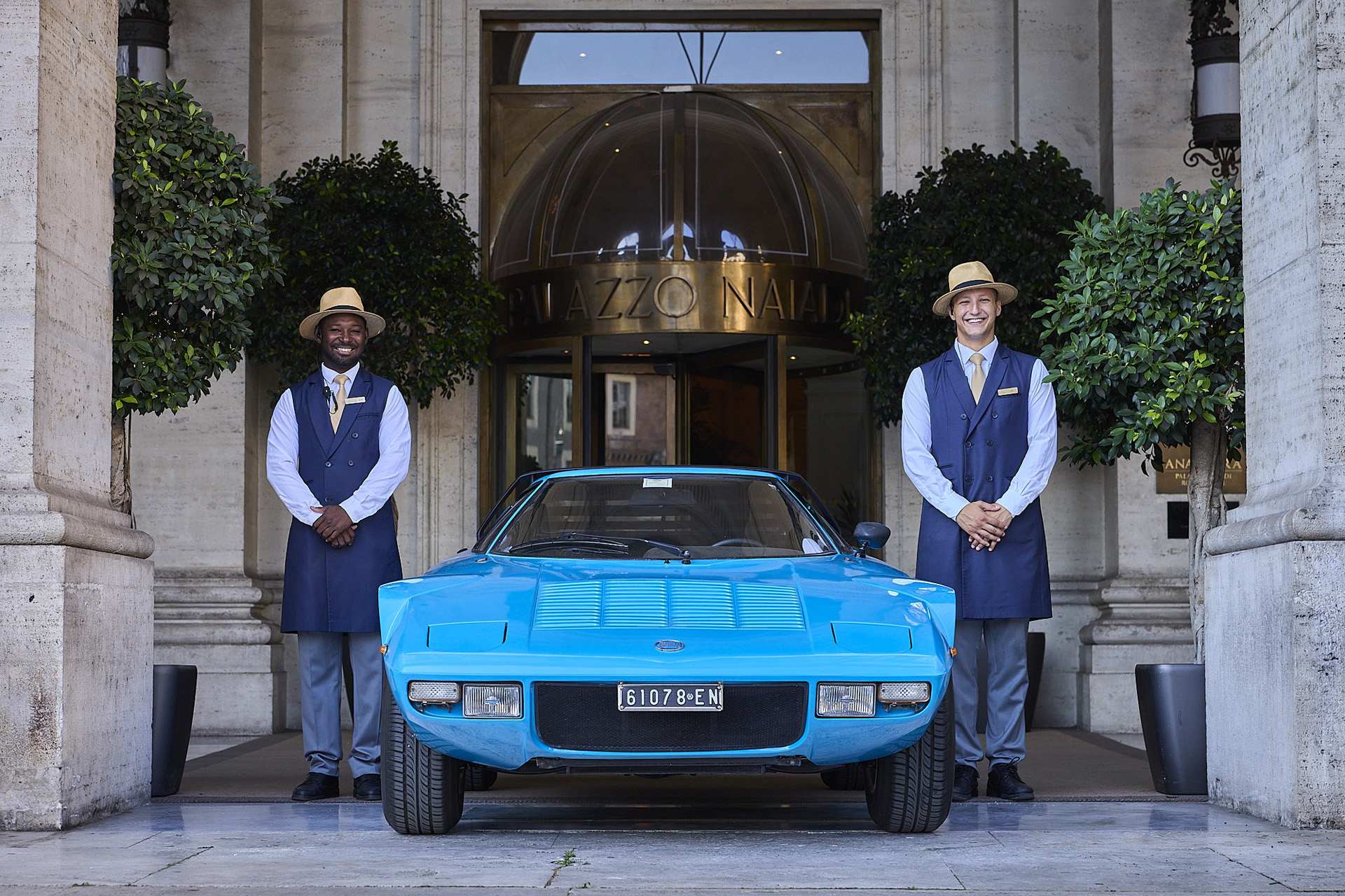 A car outside the Naiadi Rome Hotel for the Anantara Concorso Roma