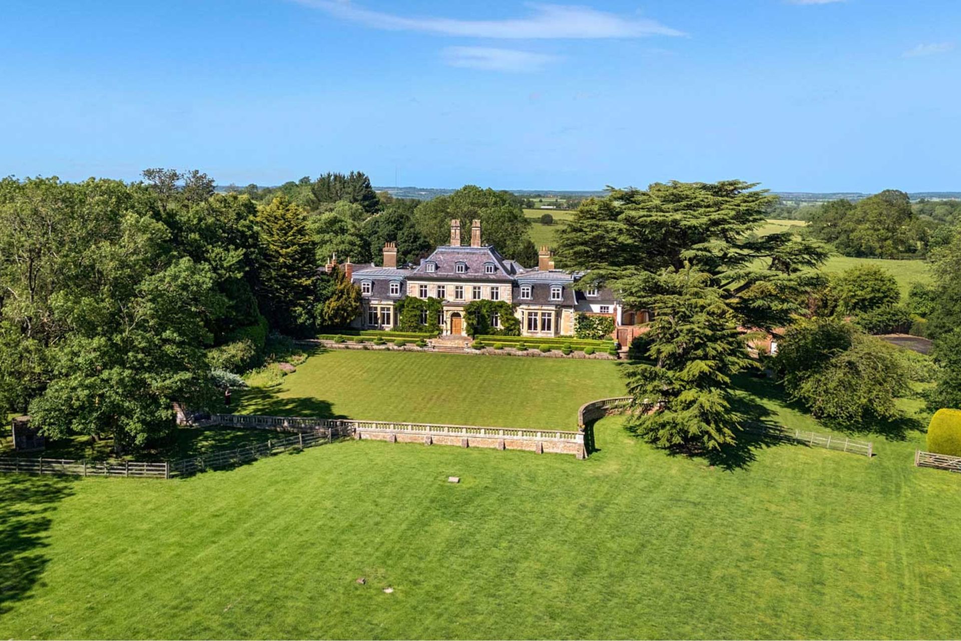 leesthorpe hall