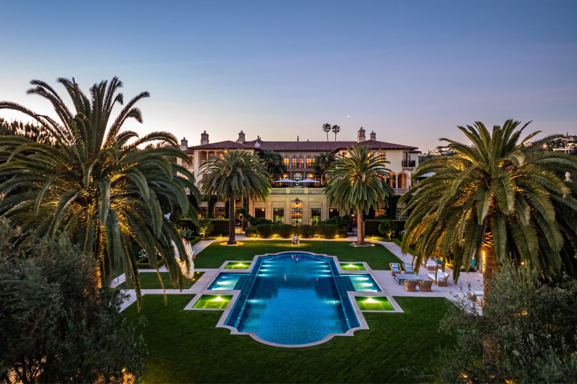 At £400 Million This Is The Most Expensive Property Ever Listed On The Market