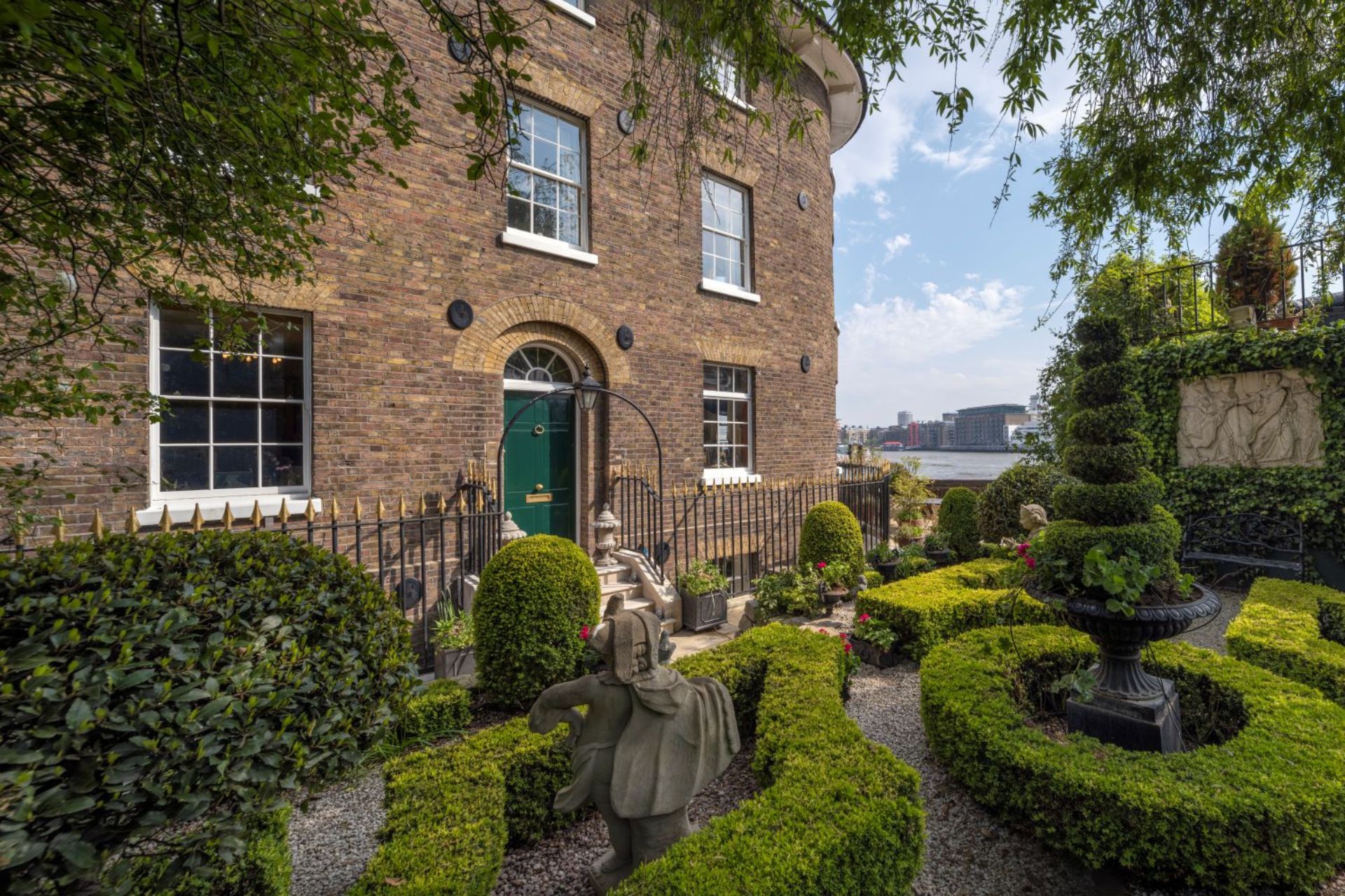dockmaster's house