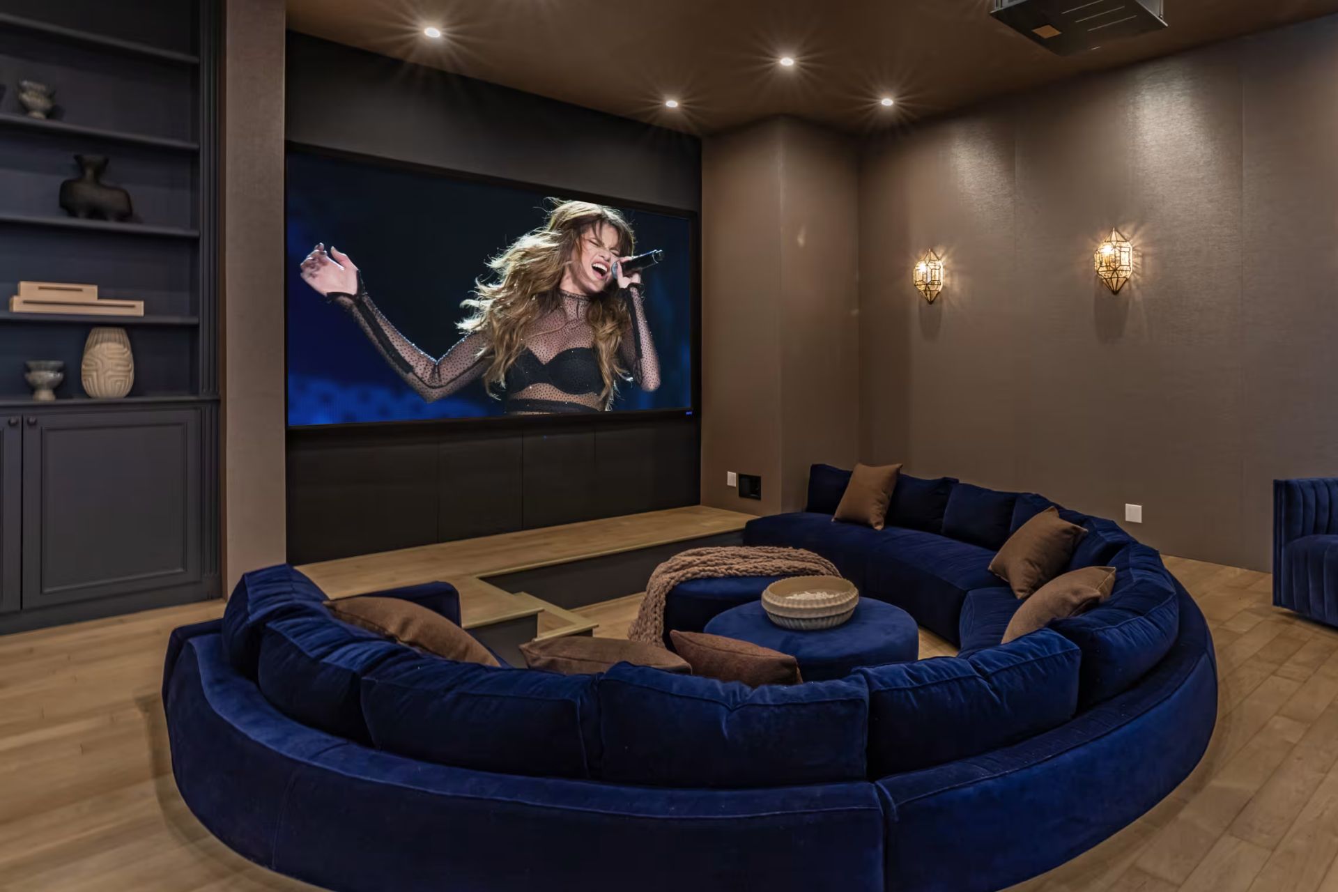 selena gomez home