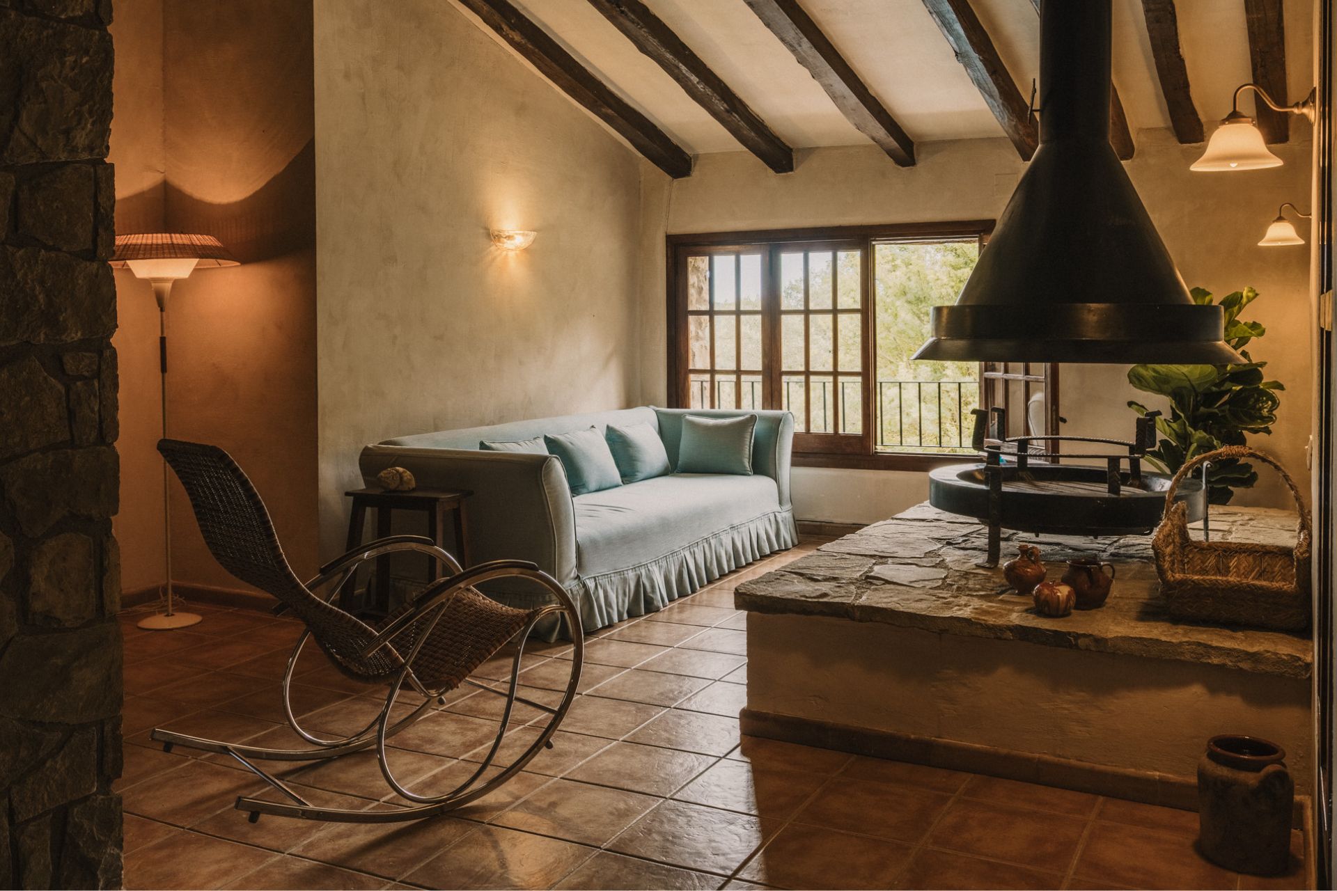 off-grid girona