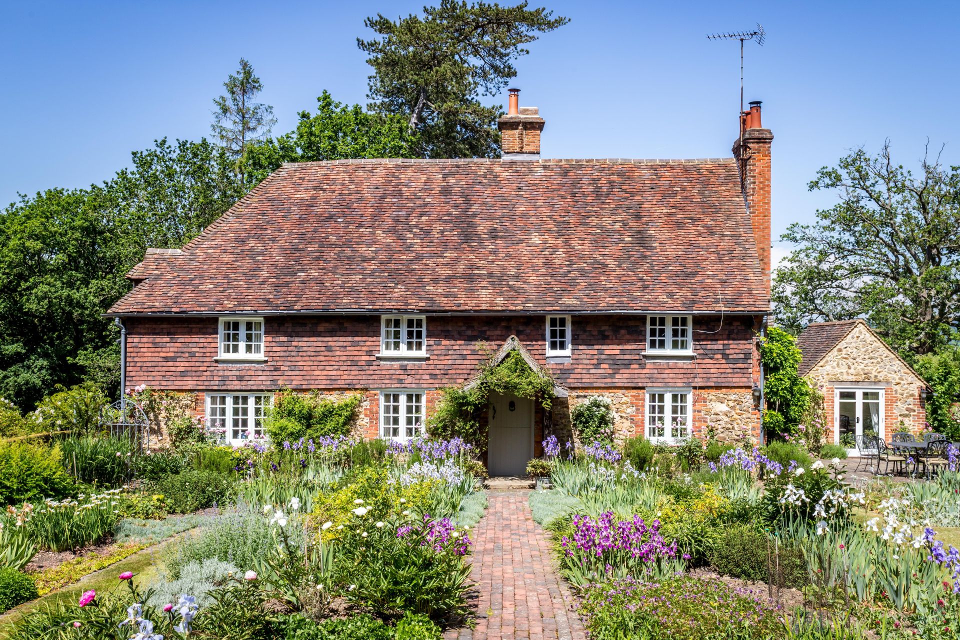 chart cottage