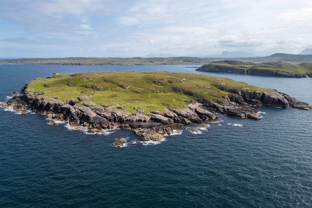 Scottish Private Island Plus Eco Cabin To Be Auctioned Off For Around £350,000