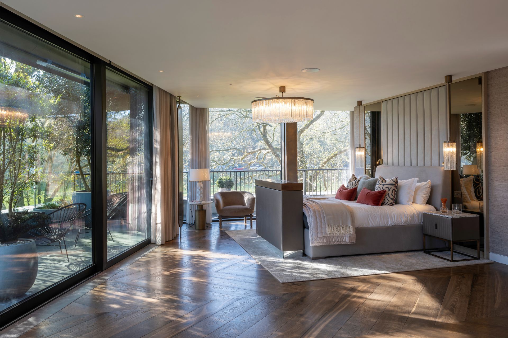 ariana grande london home
