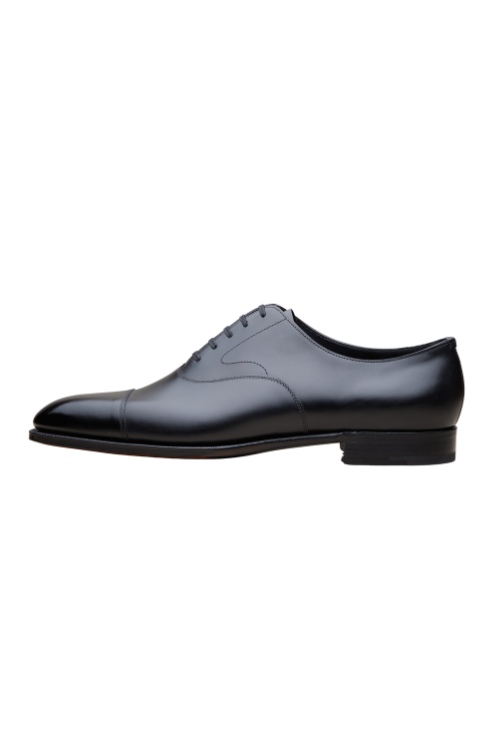 Black shoe