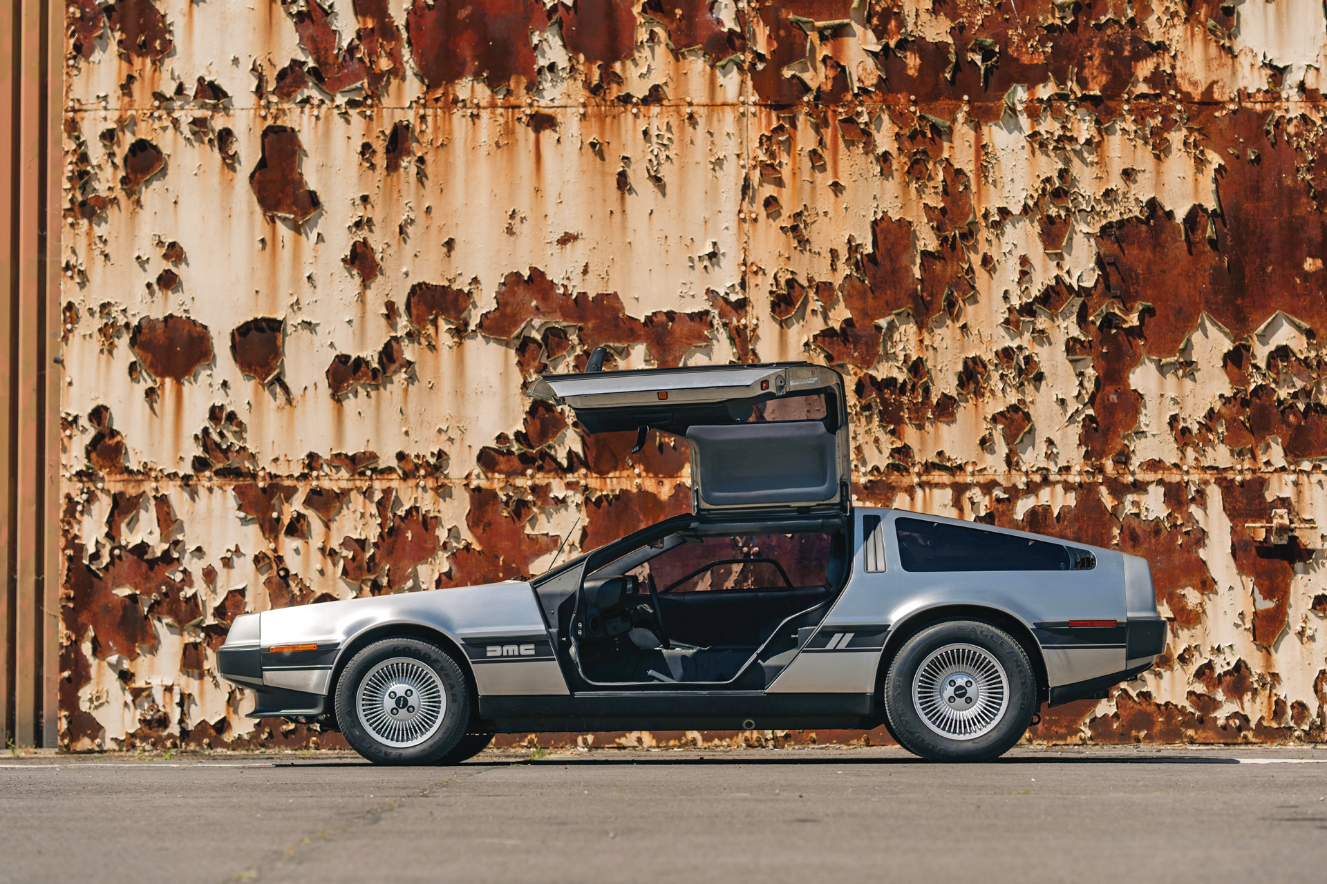 Electric DeLorean by Electrogenic