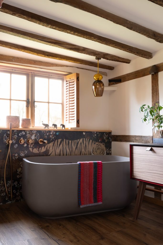 An Expert’s Guide To Freestanding Baths