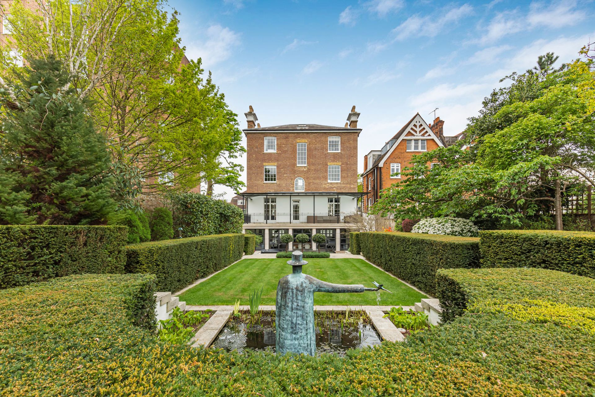 gloucester house