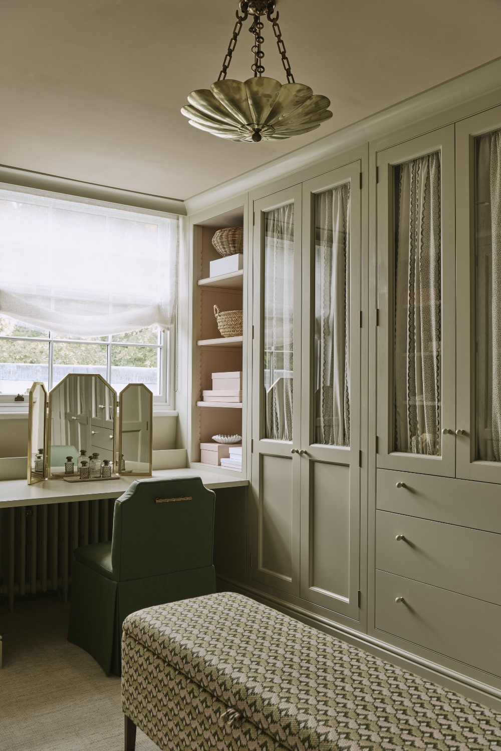 Dressing room by Sims Hilditch