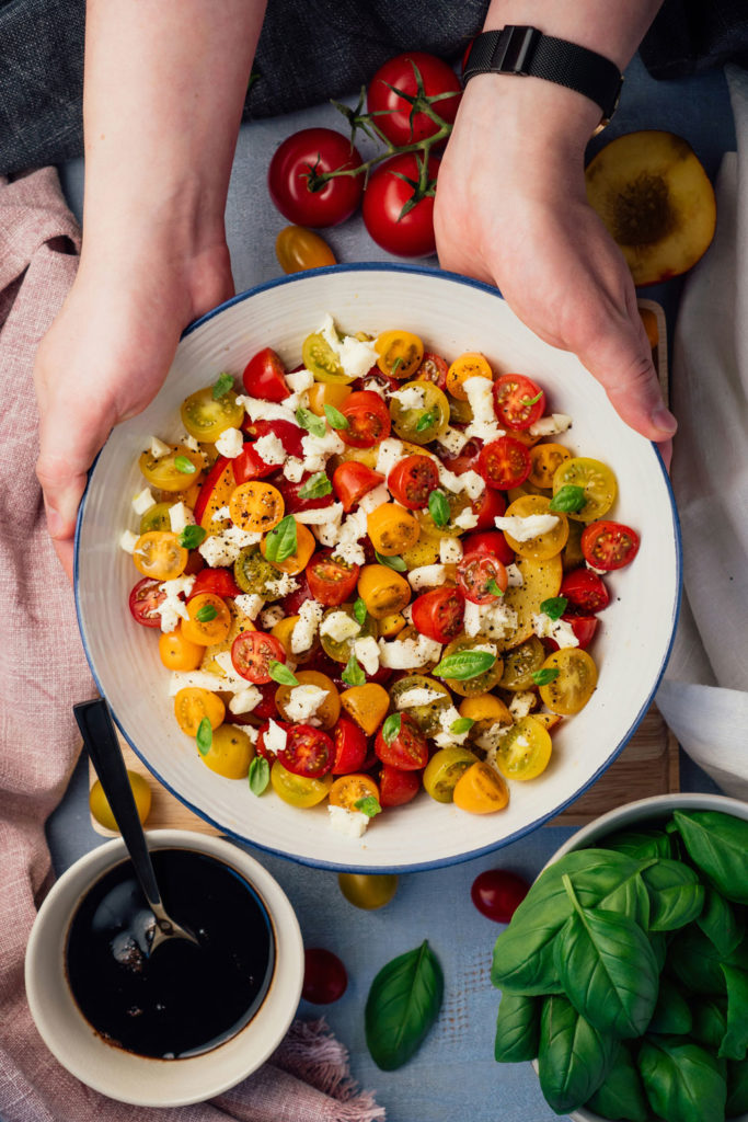 A Nutritionist's Guide to Navigating Hot Weather