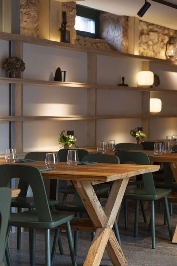Interior of Eve's Cafe
