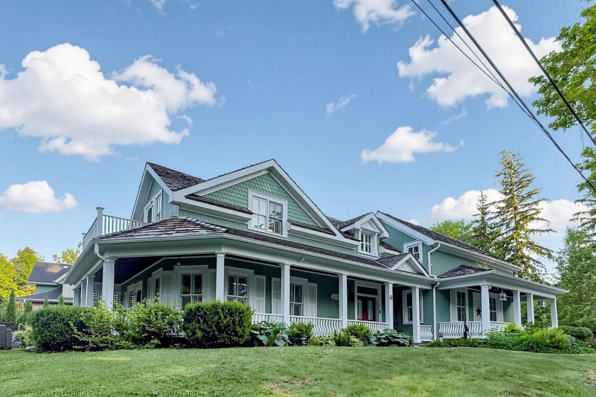 Lorelai and Rory’s House In ‘Gilmore Girls’ Could Be Yours For C$3.8m